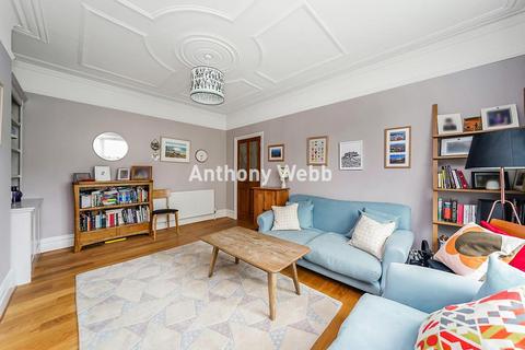 4 bedroom terraced house for sale, Burford Gardens, Palmers Green, N13