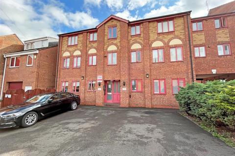 2 bedroom flat to rent, Chesterfield Street, Nottingham NG4
