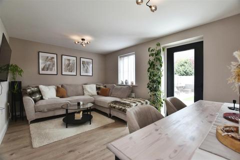 2 bedroom end of terrace house for sale, Tatum Close, Stamford