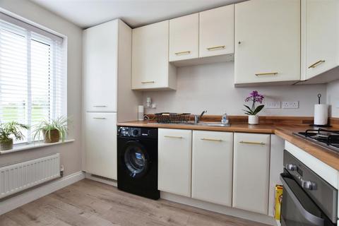2 bedroom end of terrace house for sale, Tatum Close, Stamford
