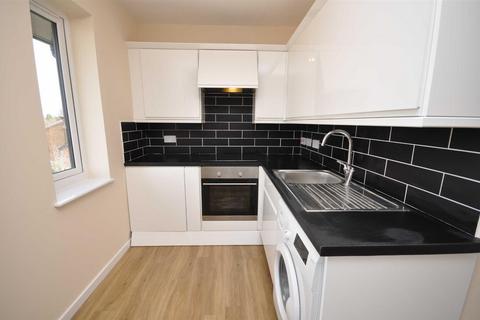 1 bedroom apartment for sale, Brangwyn Crescent, Colliers Wood SW19