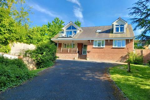 6 bedroom detached house for sale, Gully Road, Seaview, PO34 5BZ