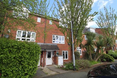 3 bedroom townhouse for sale, Evergreen Avenue, Horwich, Bolton