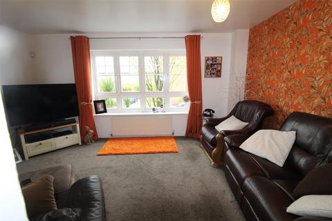 3 bedroom townhouse for sale, Evergreen Avenue, Horwich, Bolton