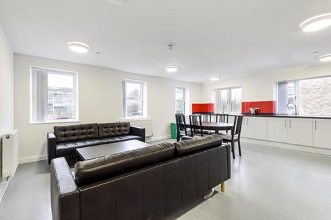 9 bedroom flat to rent, Cowley Road