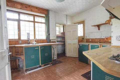 3 bedroom detached bungalow for sale, De La Warr Road, Bexhill-On-Sea