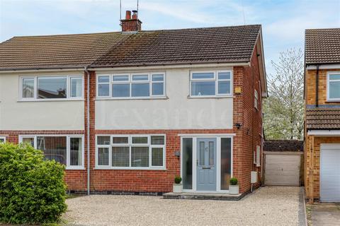 3 bedroom house for sale, Laburnum Avenue, Newbold Verdon