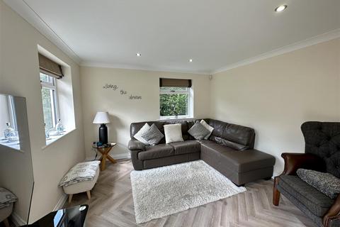 1 Briar Walk, Darlington, DL3 8QU