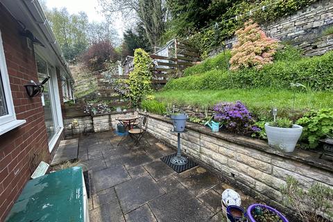 15 Birch Drive, Lees, Oldham, OL4 5DX
