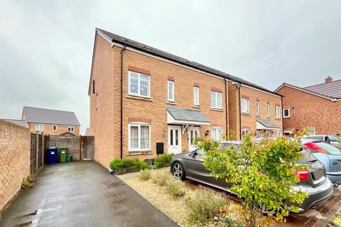 3 bedroom semi-detached house for sale, Twigworth Way, Gloucester GL2