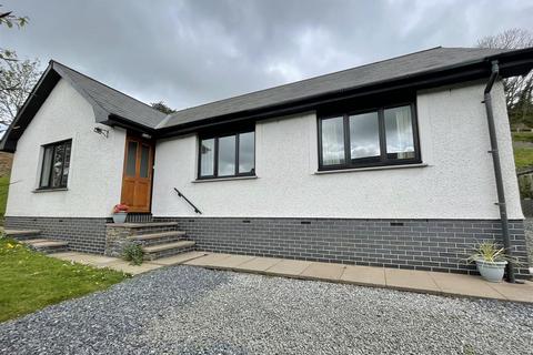 Llanbadarn Fawr - 3 bedroom detached bungalow for sale