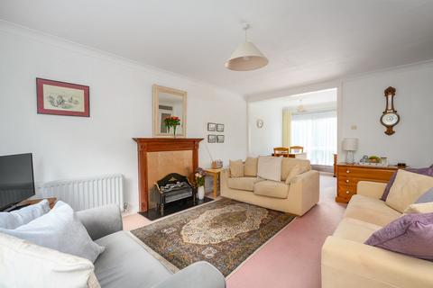 2 bedroom apartment for sale, Priory Close, Walton-on-Thames, KT12