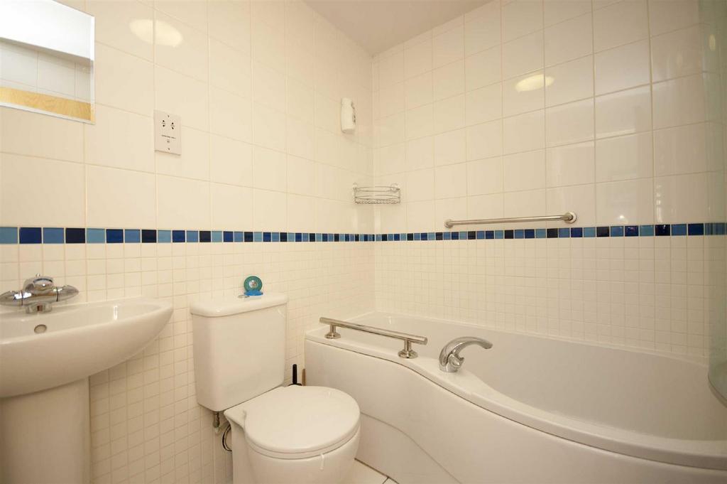 Apartment 1, 16a, Crescent House Belmont, Shrewsbu