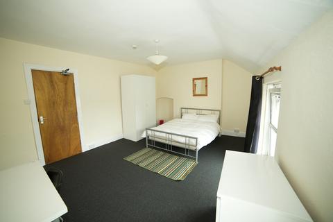 Swansea - 5 bedroom house share to rent