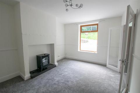 2 bedroom terraced house to rent, Rochdale Road, Triangle, Halifax, HX6 3NE