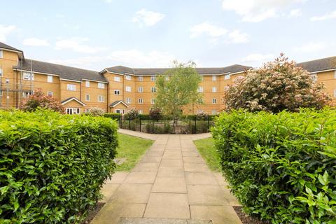 2 bedroom apartment to rent, Heath Court, Stanley Close, New Eltham, SE9 2BB