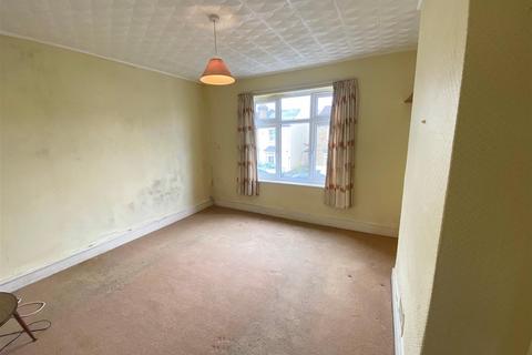 34 Avern Road, West Molesey, KT8 2JB