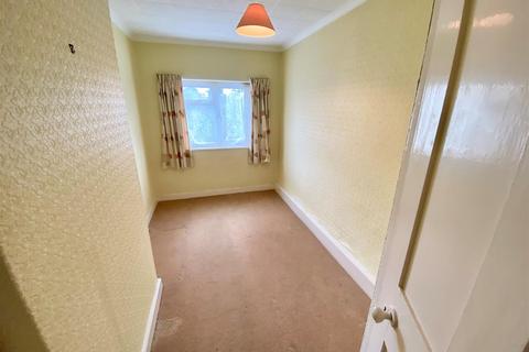 34 Avern Road, West Molesey, KT8 2JB
