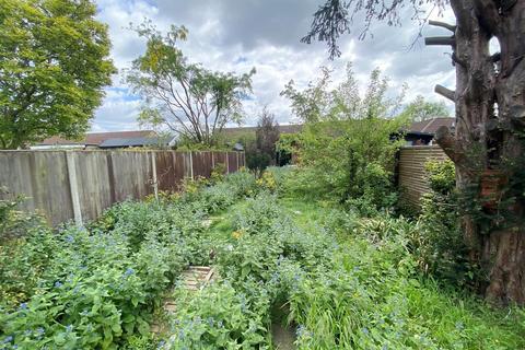 34 Avern Road, West Molesey, KT8 2JB