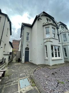 2 bedroom flat to rent, The Parade, Roath, Cardiff