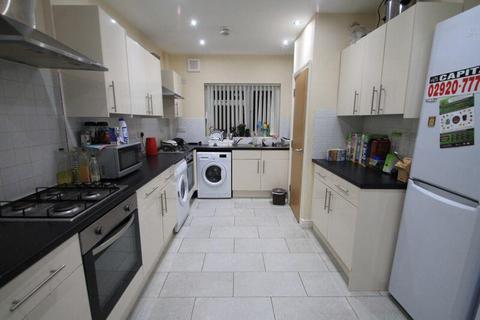 8 bedroom terraced house to rent, Colum Road, Cardiff