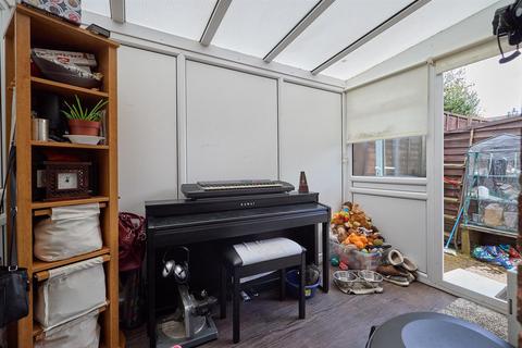 20 Bearsden Crescent, Hinckley, LE10 0SQ