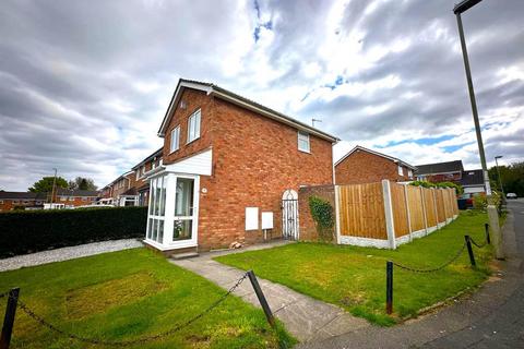 3 bedroom detached house to rent, Sheriff Drive, Brierley Hill