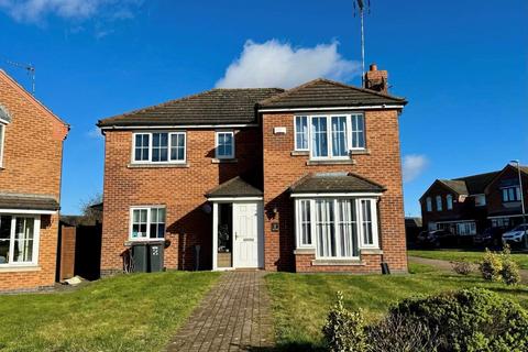 4 bedroom detached house to rent, Field View, Whitwick, Coalville, LE67