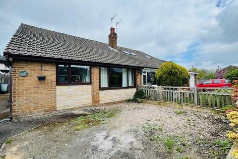 3 bedroom semi-detached bungalow for sale, Towngate, Ossett WF5