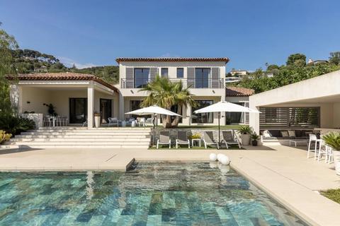 5 bedroom villa, La Colle-sur-Loup , Alpes-Maritimes , Provence-Alpes-Côte d`Azur
