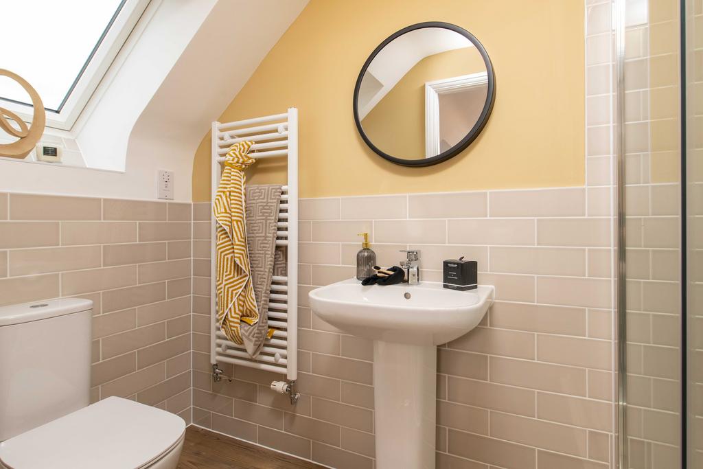 The en suite in the three bedroom Kennett