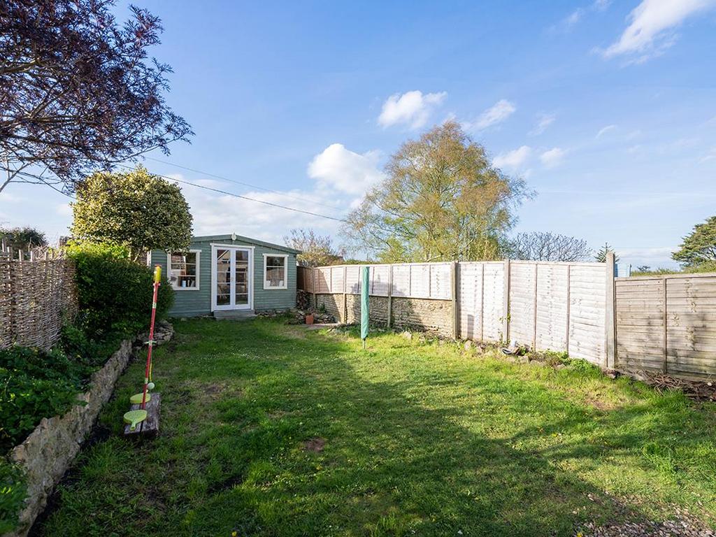 Newtown, Milborne Port, Somerset, DT9 2 bed end of terrace house for
