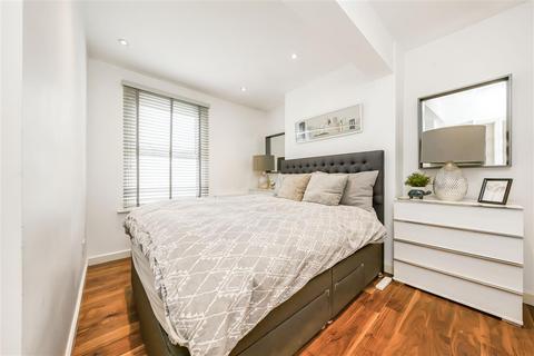 2 bedroom apartment for sale, Merton Road, Wimbledon