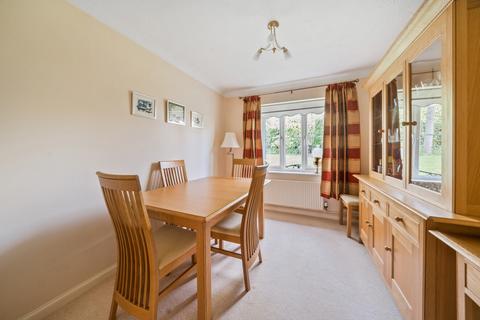 2 bedroom retirement property for sale, Church Road, Haslemere, GU27