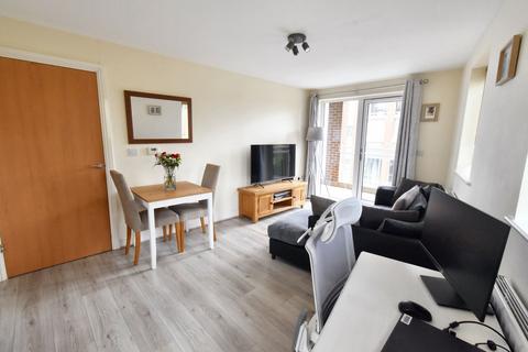 2 bedroom apartment for sale, Adams Drive, Ashford TN24