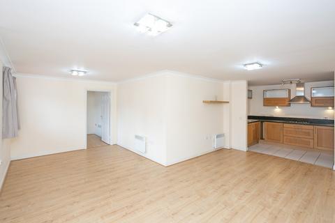 3 bedroom apartment for sale, Wellsfield, Bushey, Hertfordshire, WD23