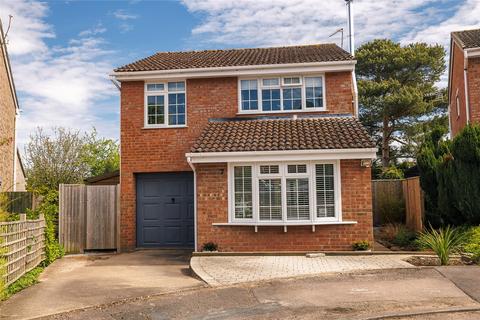 4 bedroom detached house for sale, Redwood Close, Ross-on-Wye, Herefordshire, HR9