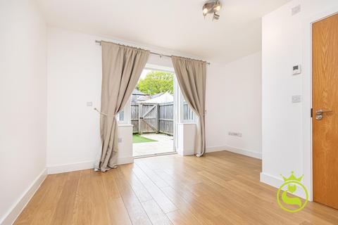 16 Chalice Close, Parkstone, Poole, BH14 0JS