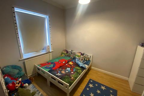 376 Burnley Lane, Chadderton, Oldham, OL1 2QP