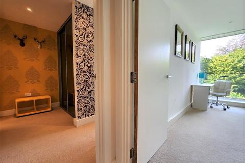 2 bedroom apartment for sale, Kingfisher Way, Cambridge, CB2