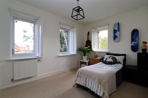 4 bedroom detached house for sale, Woking, Surrey GU22