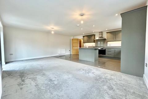 4 bedroom end of terrace house for sale, Foundry Close, Deanshanger, Milton Keynes, MK19