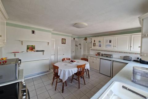 undefined, Yarmouth Road, North Walsham