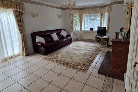 undefined, Yarmouth Road, North Walsham