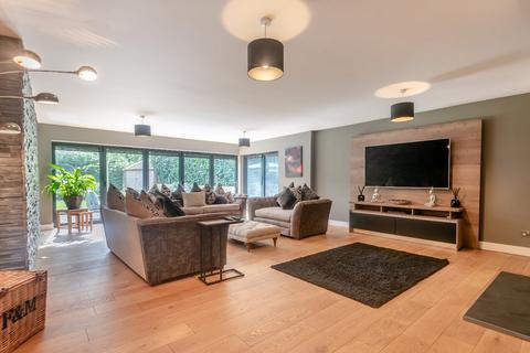 6 bedroom detached house for sale, Mill Lane, Yateley, Hampshire