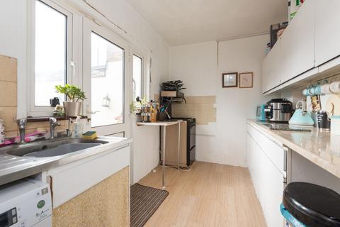 3 bedroom end of terrace house for sale, St. Lukes Road, Ramsgate, CT11