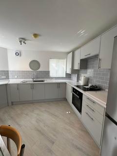 2 bedroom semi-detached house to rent, Rolls Crescent, Manchester