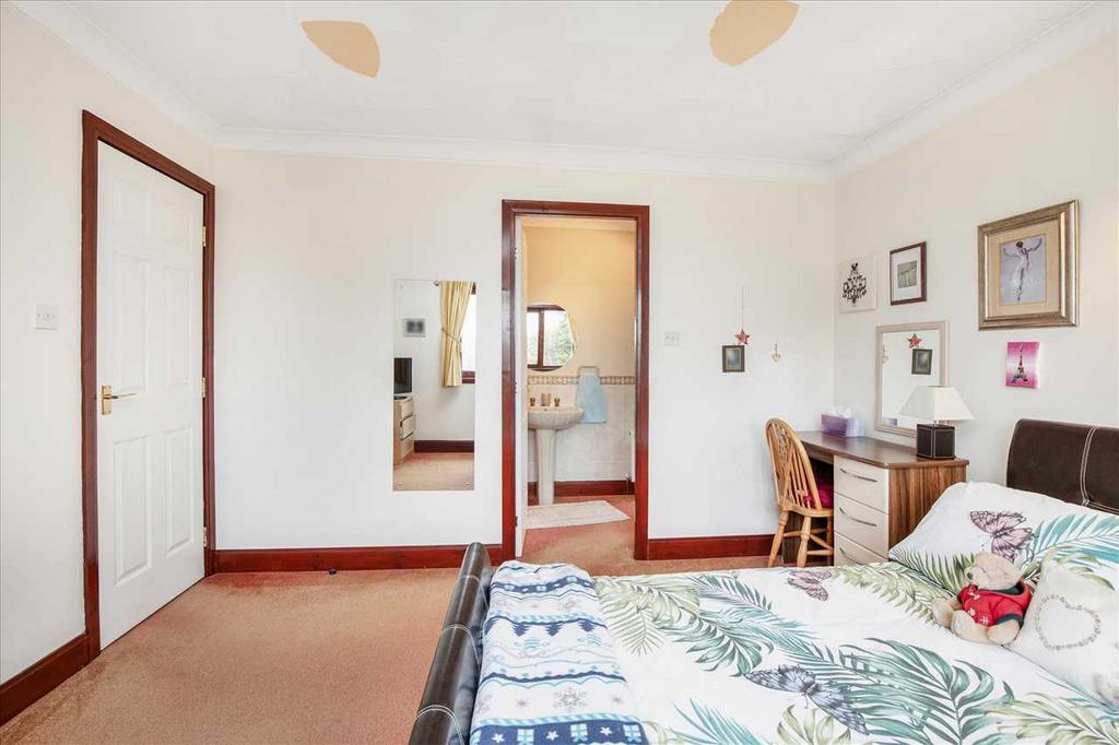 Bedroom Two (2)