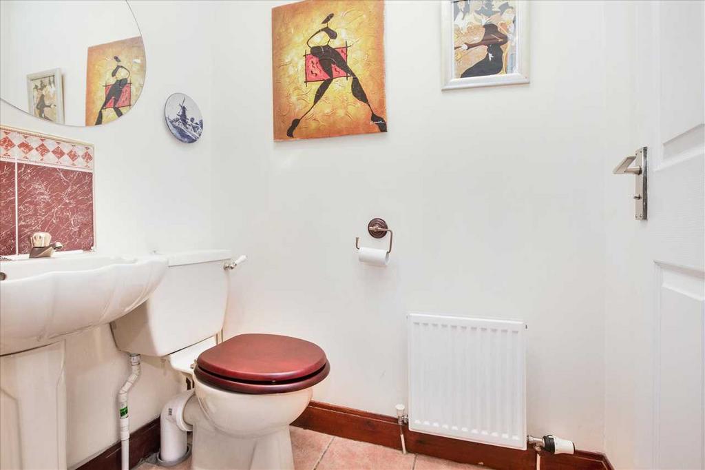 Lower Level WC
