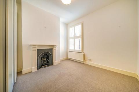 12a Brightwell Crescent, London, SW17 9AE